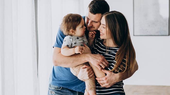 הרצאת מבוא בנושא חיוניות ההידברות, השיח והדיאלוג לעצם קיומה, צמיחתה, התפתחותה וחוסנה של המשפחה