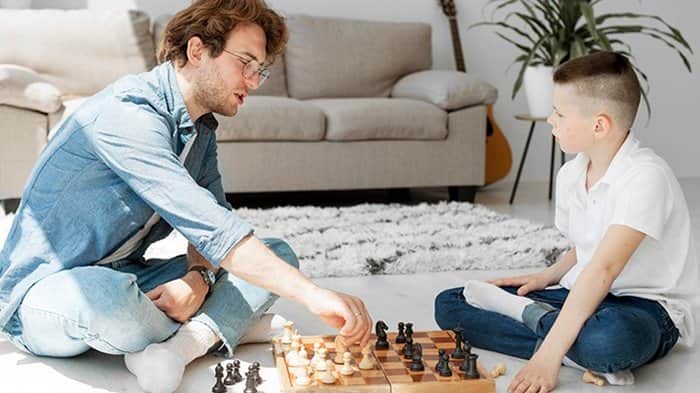 קורס להכשרה, תמיכה וליווי של קבוצת חונכים פנים ארגוניים            המנחים, ומאמנים אישית עובדים בארגון